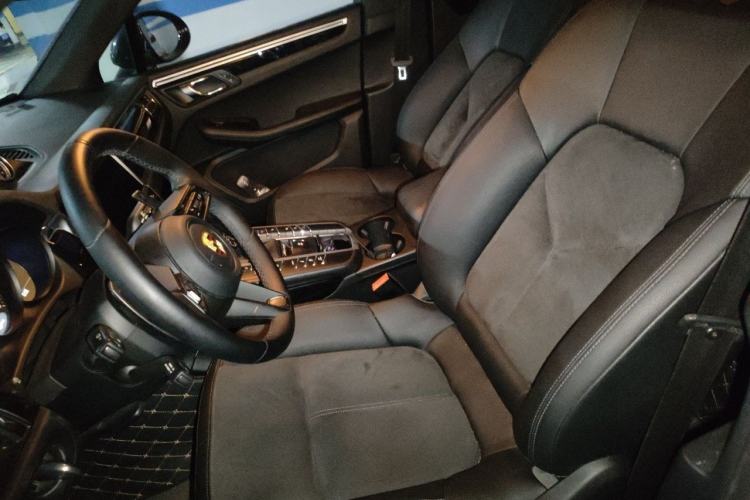 Used Porsche Macan 2018 Macan 2.0T Left Front Seat