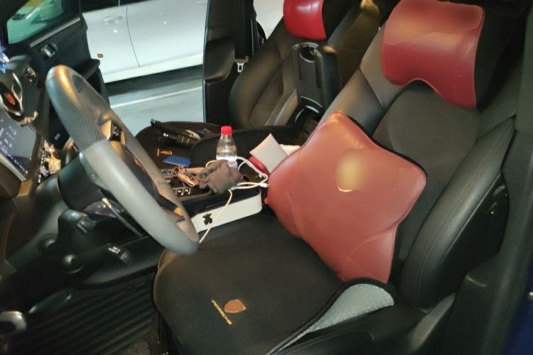 Used Porsche Macan 2018 Macan 2.0T Left Front Seat