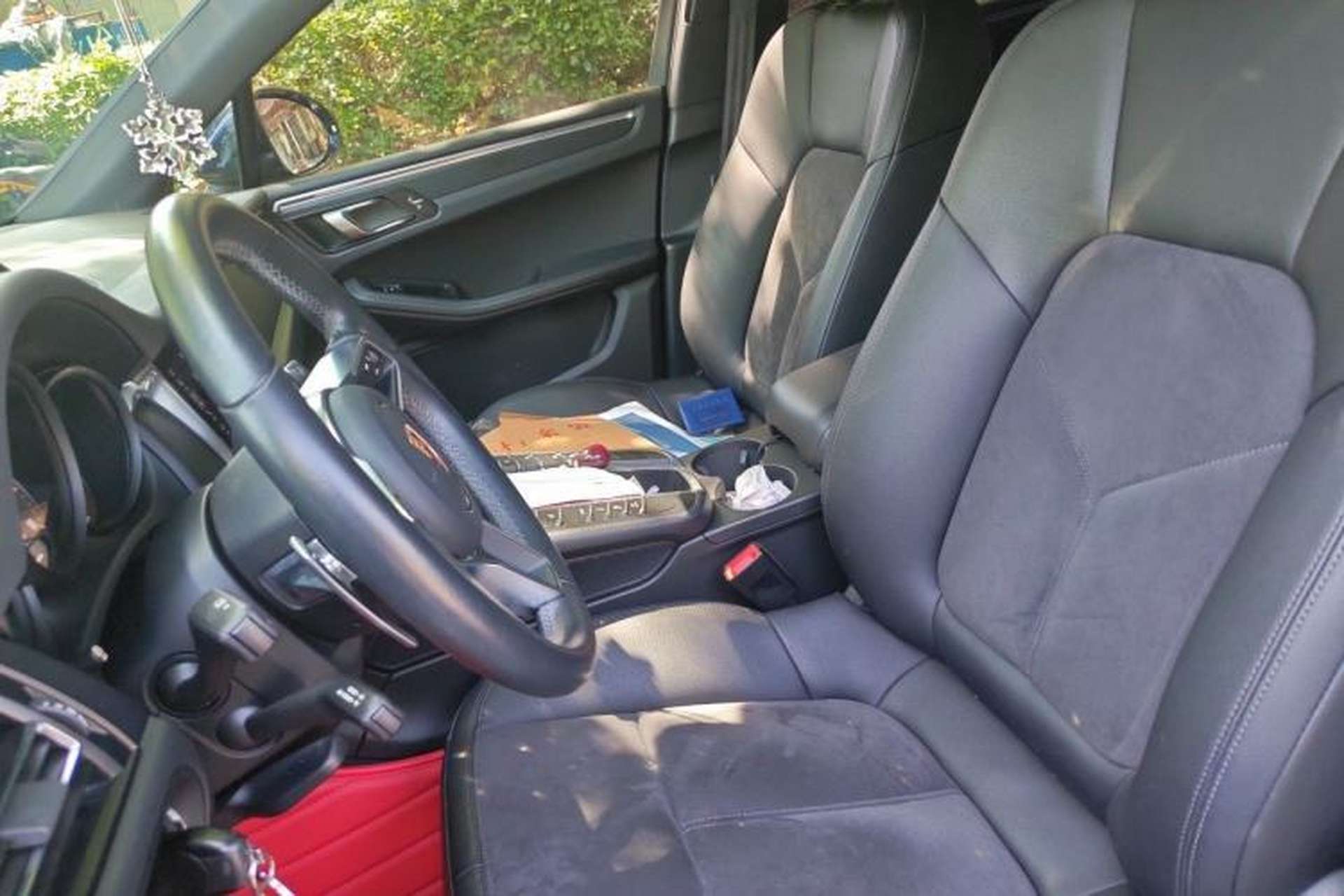 Used Porsche Macan 2018 Macan 2.0T Left Front Seat