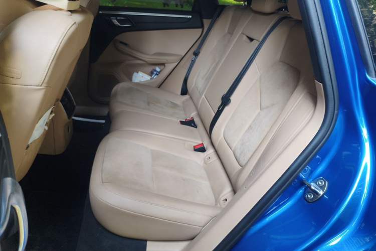 Used Porsche Macan 2018 Macan 2.0T Left Rear Seat