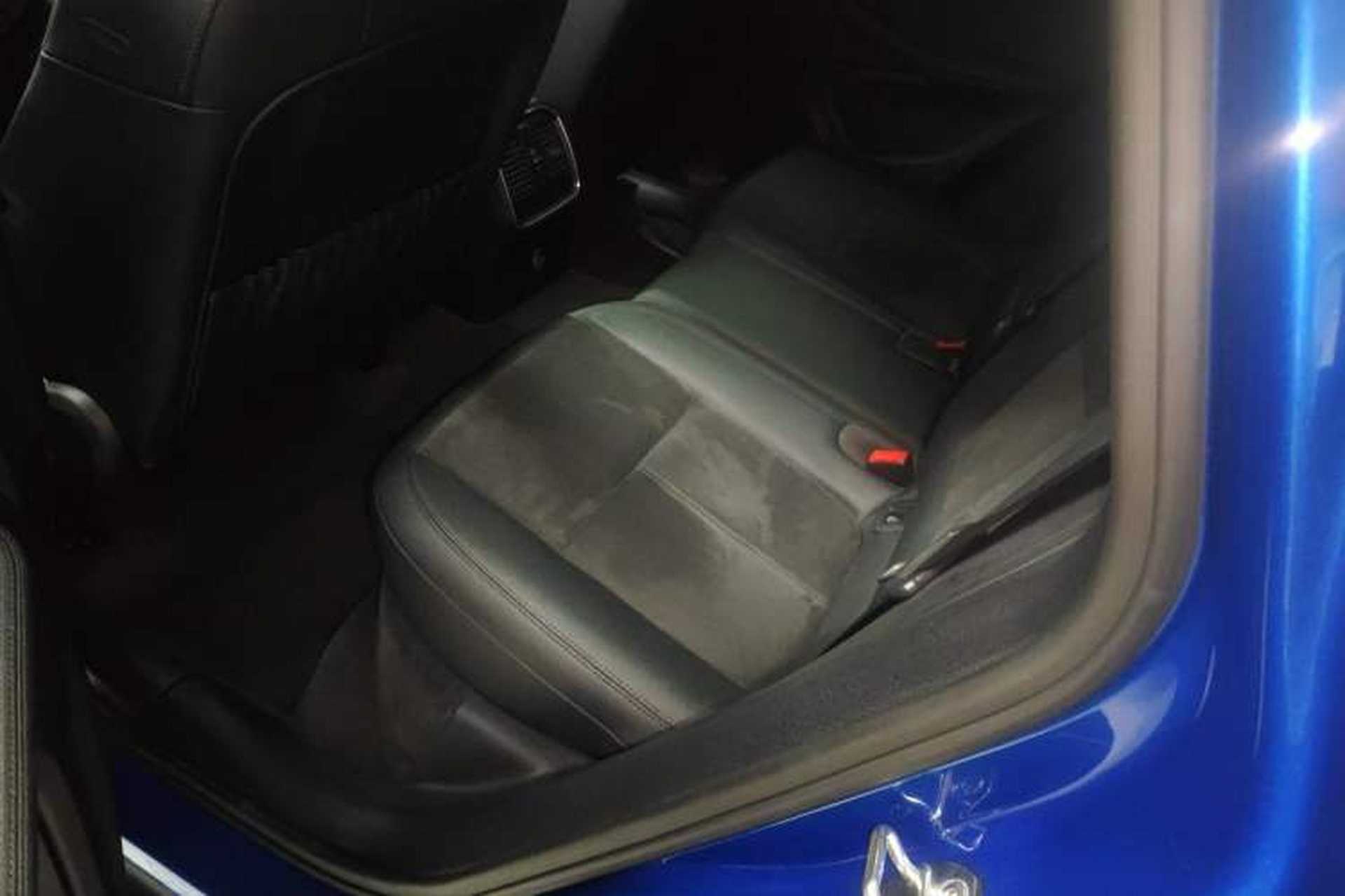Used Porsche Macan 2018 Macan 2.0T Left Rear Seat