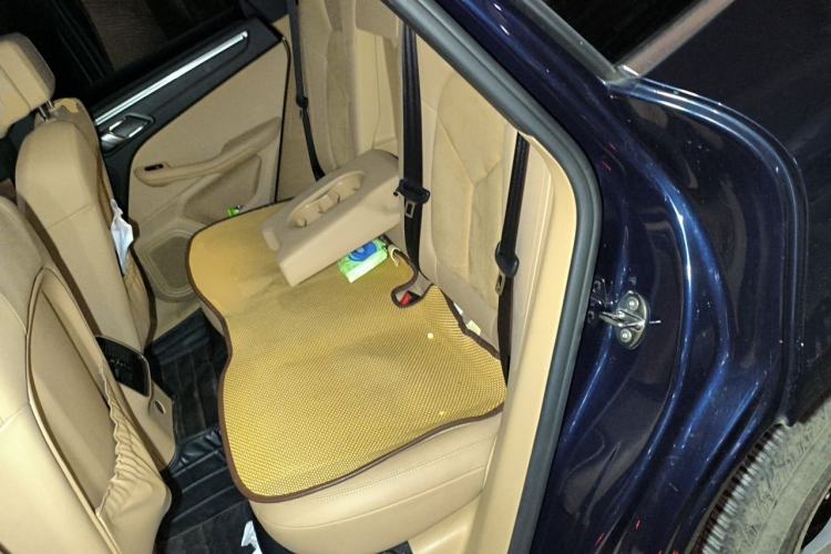Used Porsche Macan 2018 Macan 2.0T Left Rear Seat