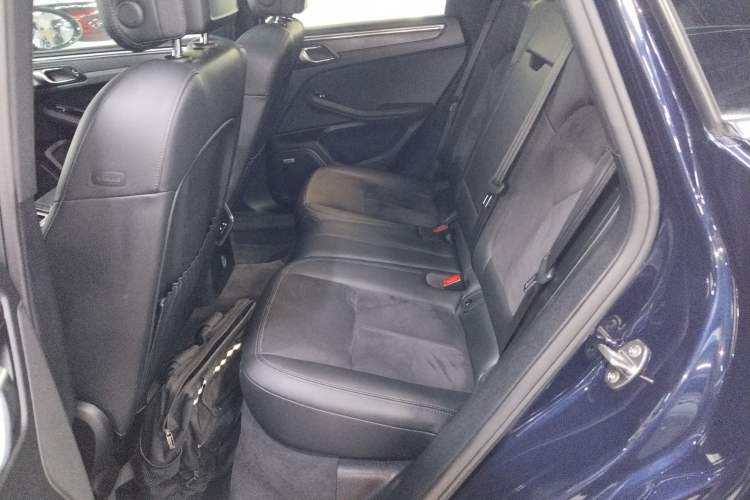 Used Porsche Macan 2018 Macan 2.0T Left Rear Seat