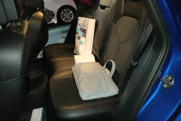 Used Porsche Macan 2018 Macan 2.0T Left Rear Seat