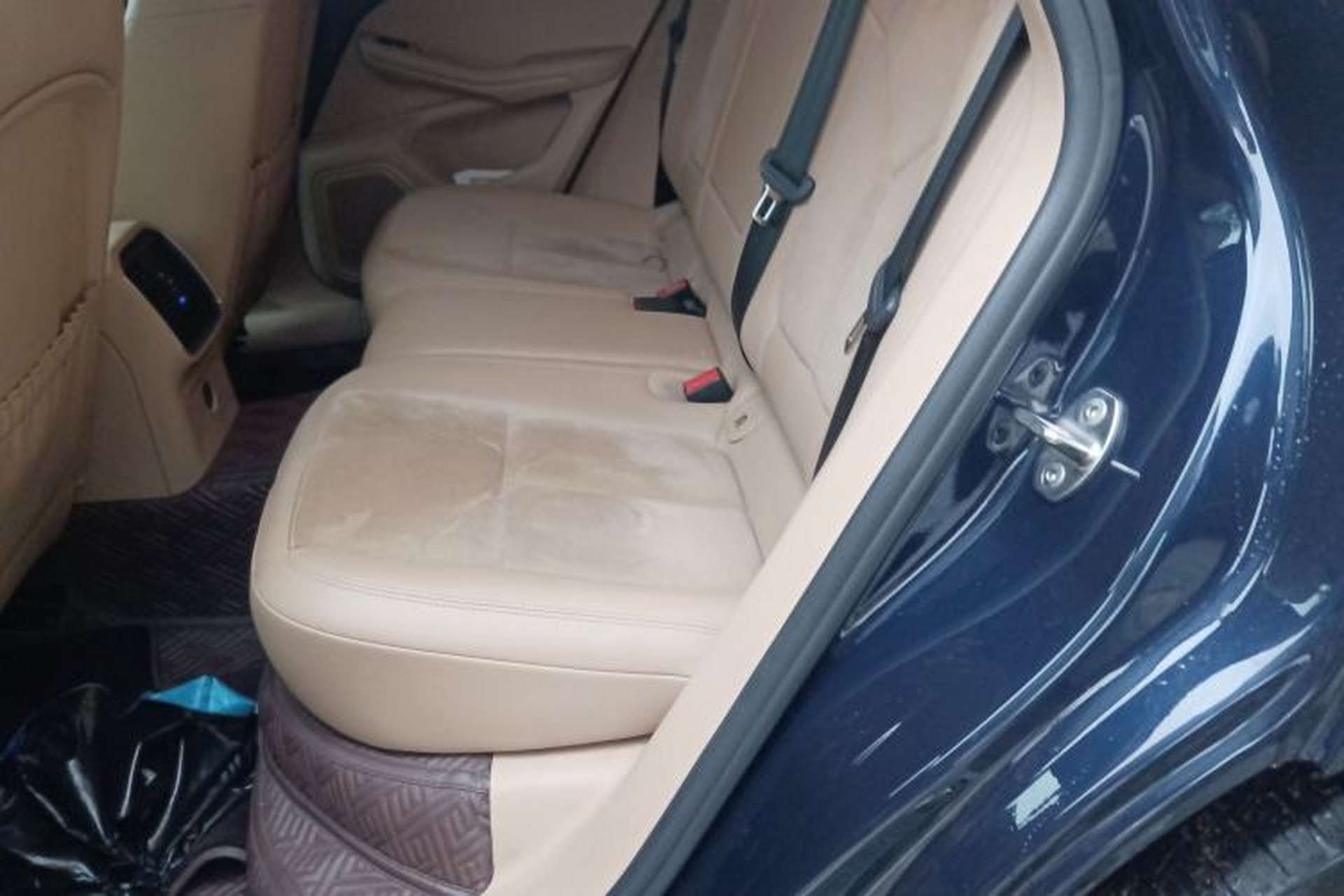 Used Porsche Macan 2018 Macan 2.0T Left Rear Seat