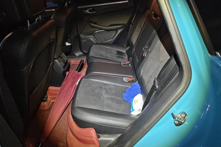 Used Porsche Macan 2018 Macan 2.0T Left Rear Seat