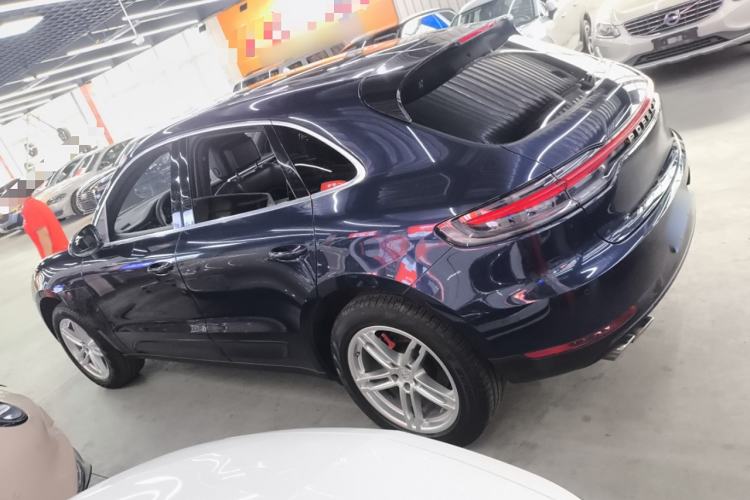 Used Porsche Macan 2018 Macan 2.0T Left Side