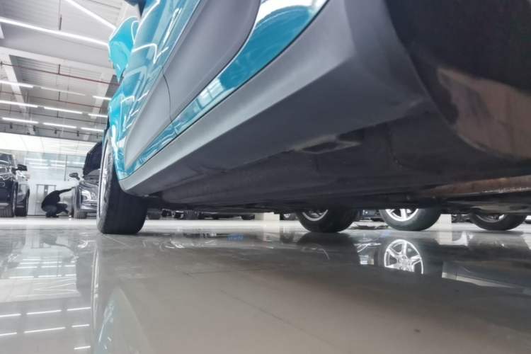Used Porsche Macan 2018 Macan 2.0T Left Side Sill