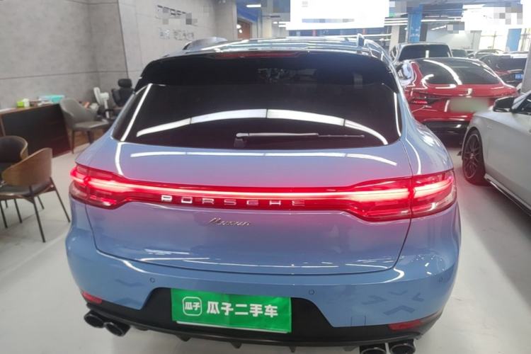 Used Porsche Macan 2018 Macan 2.0T Rear