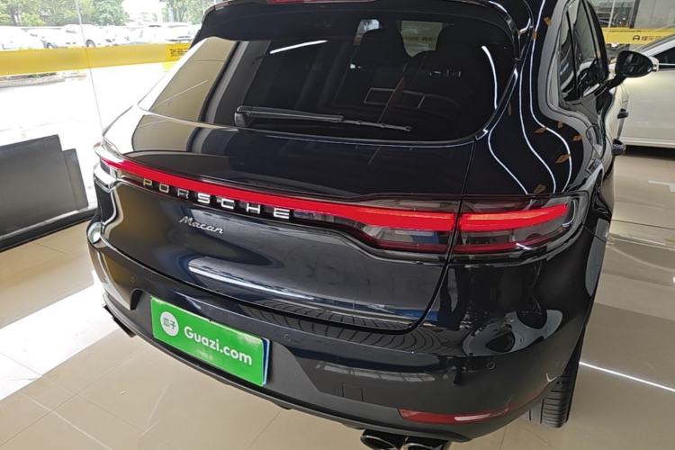 Used Porsche Macan 2018 Macan 2.0T Rear