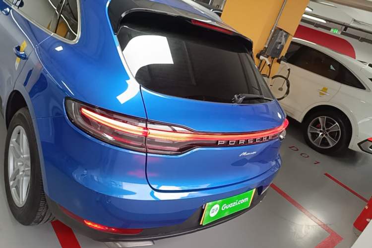 Used Porsche Macan 2018 Macan 2.0T Rear