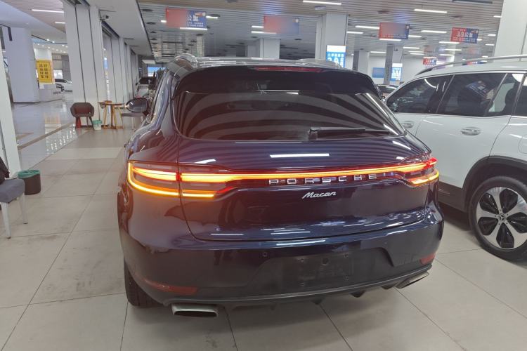Used Porsche Macan 2018 Macan 2.0T Rear