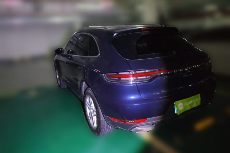 Used Porsche Macan 2018 Macan 2.0T Rear Left 45 Deg