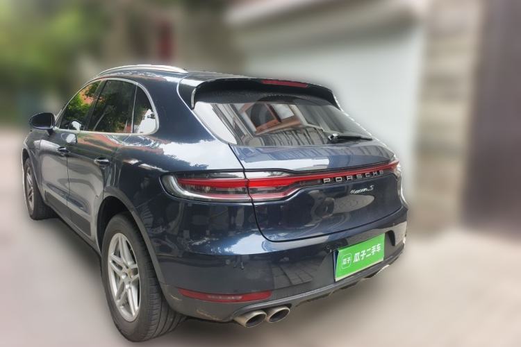 Used Porsche Macan 2018 Macan 2.0T Rear Left 45 Deg