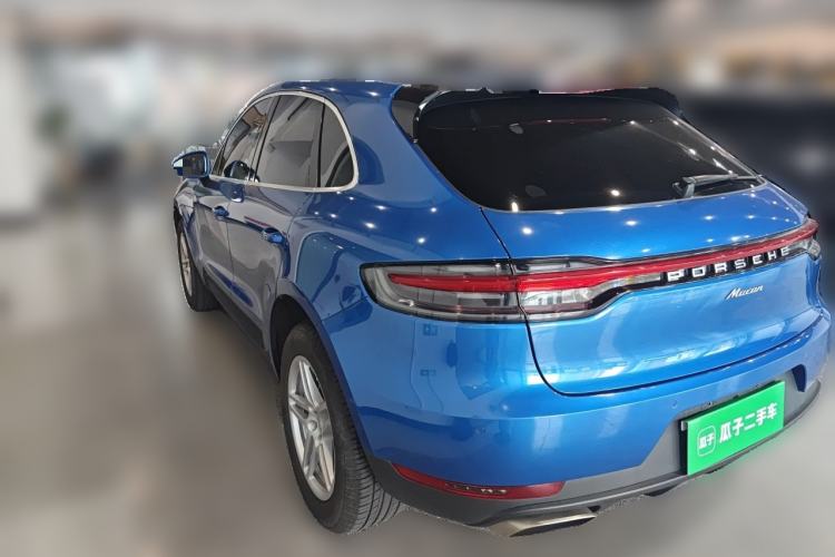 Used Porsche Macan 2018 Macan 2.0T Rear Left 45 Deg