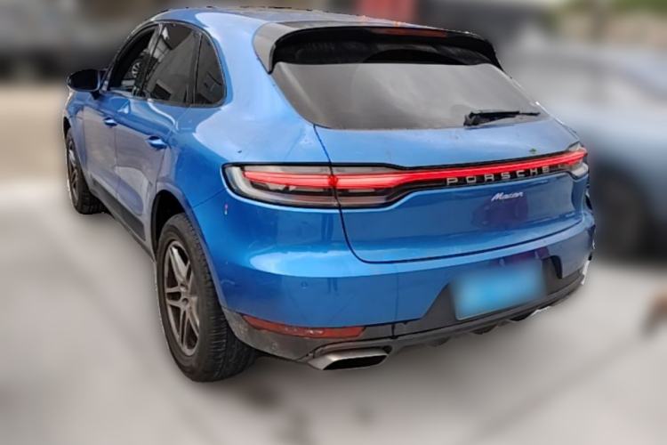 Used Porsche Macan 2018 Macan 2.0T Rear Left 45 Deg