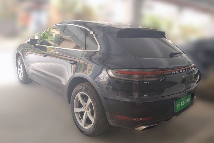Used Porsche Macan 2018 Macan 2.0T Rear Left 45 Deg