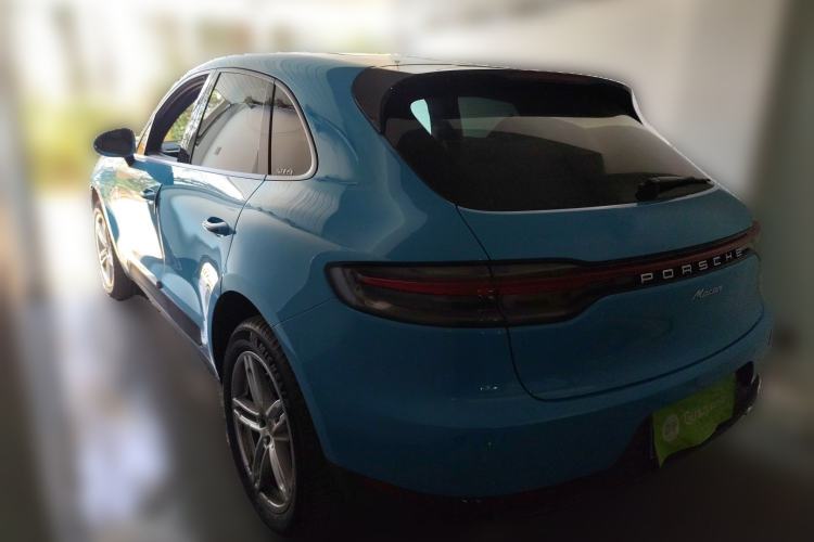 Used Porsche Macan 2018 Macan 2.0T Rear Left 45 Deg