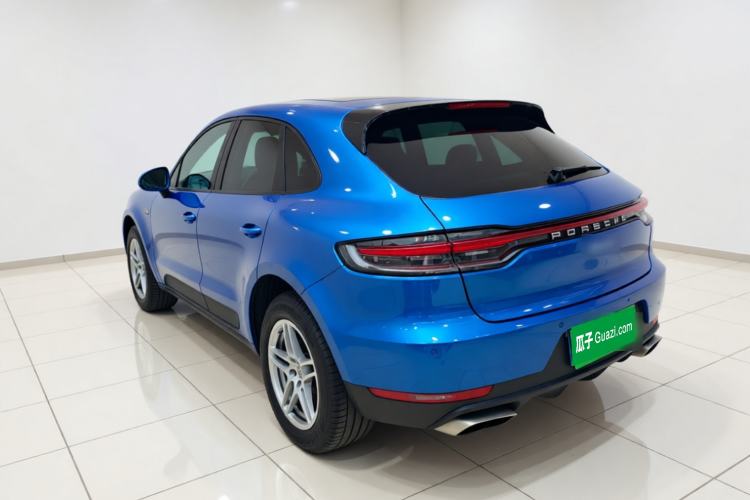 Used Porsche Macan 2018 Macan 2.0T Rear Left 45 Deg
