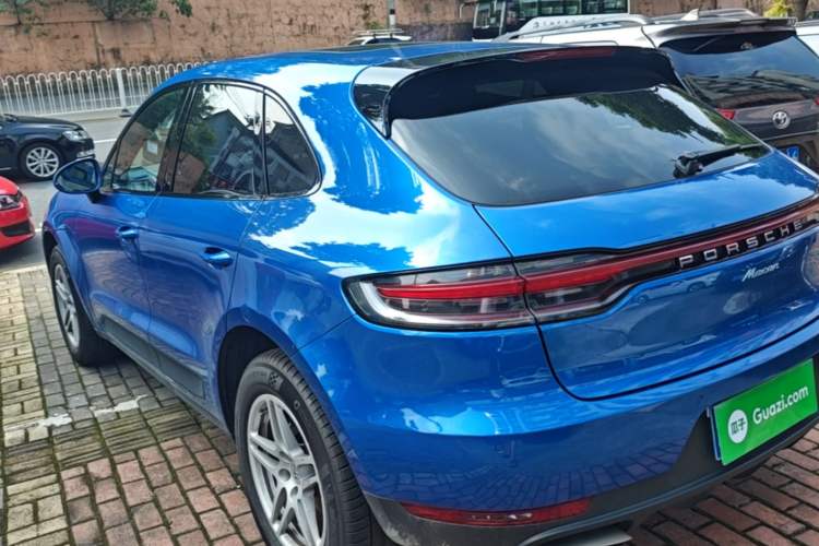 Used Porsche Macan 2018 Macan 2.0T Rear Left 45 Deg