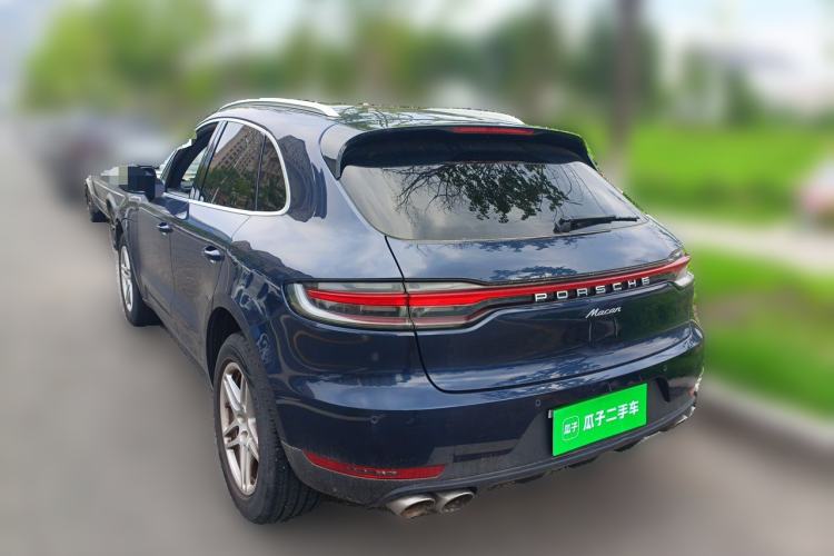 Used Porsche Macan 2018 Macan 2.0T Rear Left 45 Deg