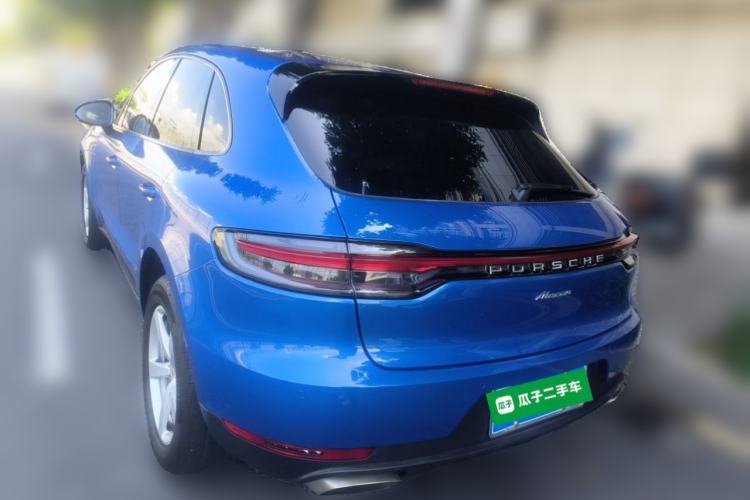 Used Porsche Macan 2018 Macan 2.0T Rear Left 45 Deg