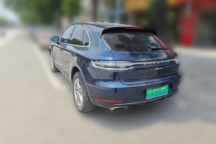 Used Porsche Macan 2018 Macan 2.0T Rear Left 45 Deg