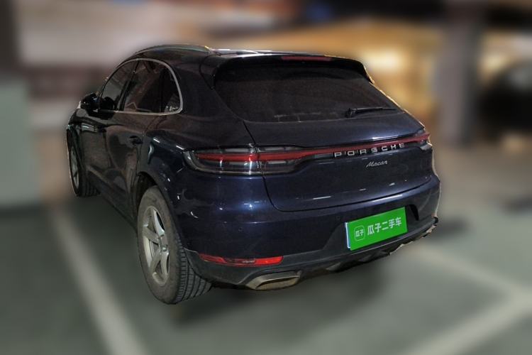 Used Porsche Macan 2018 Macan 2.0T Rear Left 45 Deg
