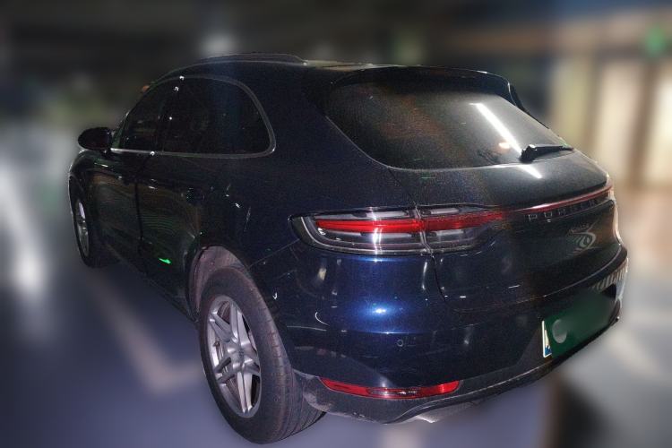 Used Porsche Macan 2018 Macan 2.0T Rear Left 45 Deg
