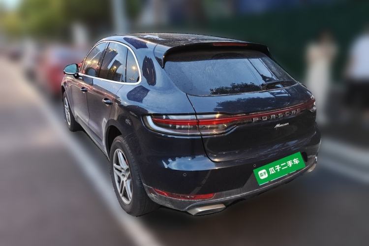 Used Porsche Macan 2018 Macan 2.0T Rear Left 45 Deg