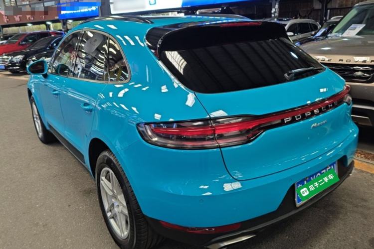 Used Porsche Macan 2018 Macan 2.0T Rear Left 45 Deg