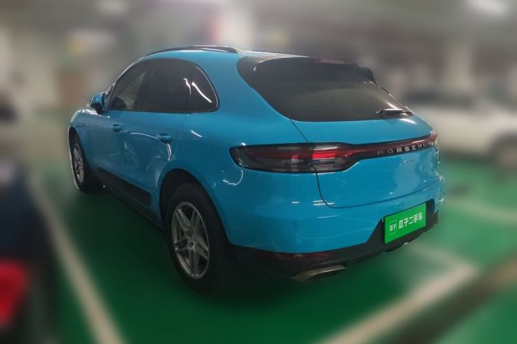 Used Porsche Macan 2018 Macan 2.0T Rear Left 45 Deg