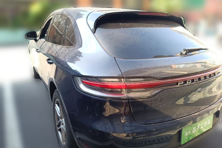 Used Porsche Macan 2018 Macan 2.0T Rear Left 45 Deg