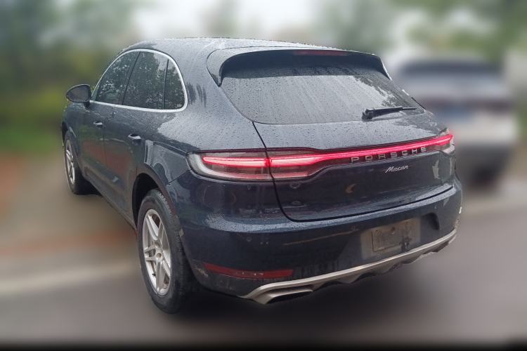 Used Porsche Macan 2018 Macan 2.0T Rear Left 45 Deg