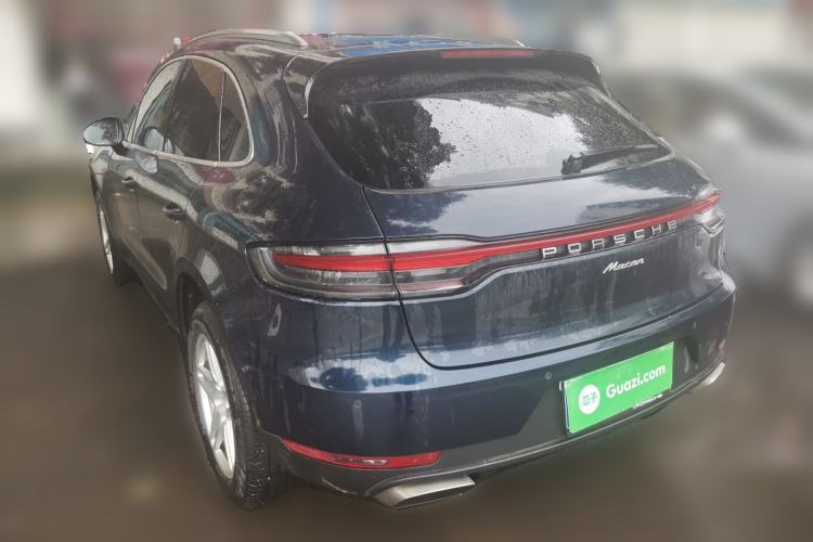 Used Porsche Macan 2018 Macan 2.0T Rear Left 45 Deg