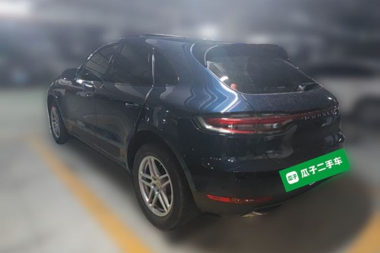 Used Porsche Macan 2018 Macan 2.0T Rear Left 45 Deg