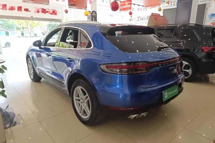 Used Porsche Macan 2018 Macan 2.0T Rear Left 45 Deg