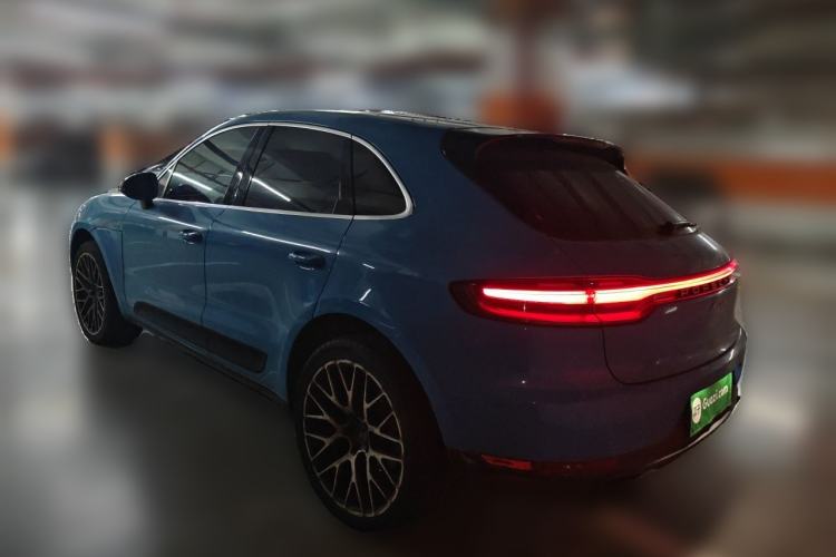 Used Porsche Macan 2018 Macan 2.0T Rear Left 45 Deg