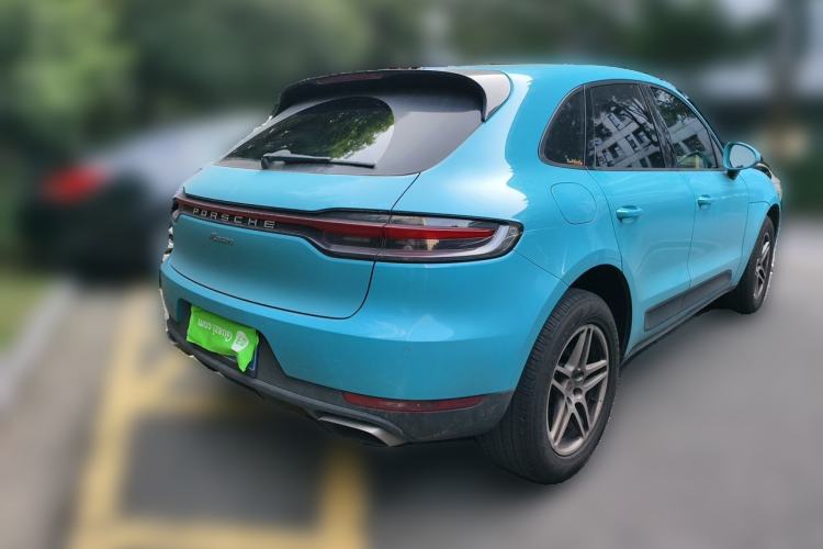 Used Porsche Macan 2018 Macan 2.0T Rear Right 45 Deg