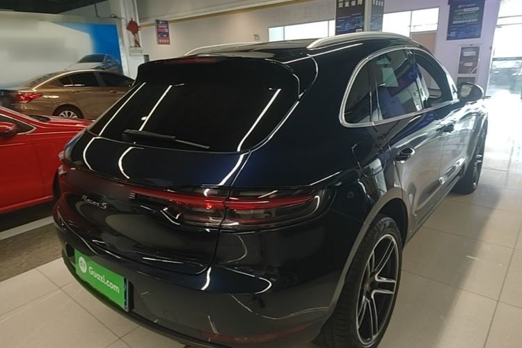 Used Porsche Macan 2018 Macan S 3.0T Rear Right 45 Deg