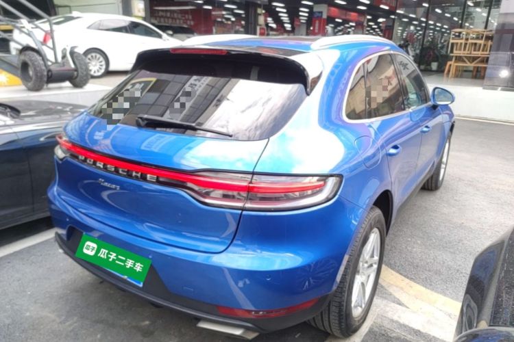 Used Porsche Macan 2018 Macan 2.0T Rear Right 45 Deg