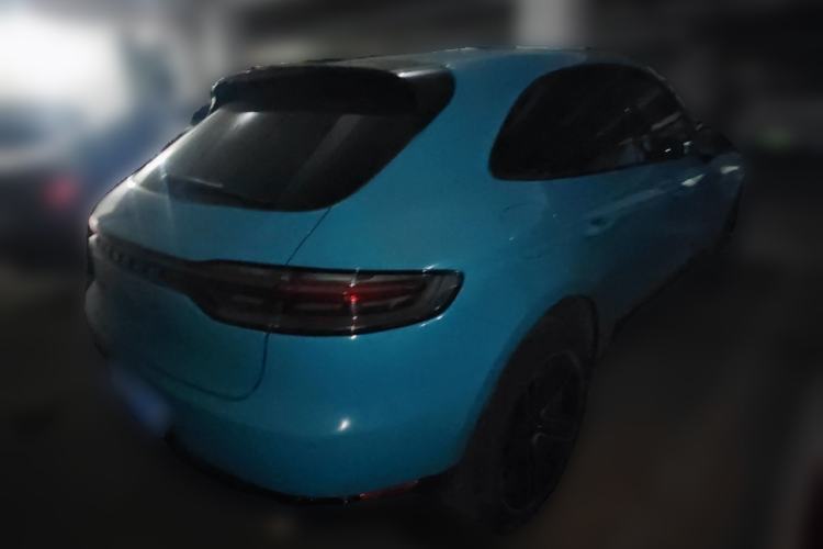 Used Porsche Macan 2018 Macan 2.0T Rear Right 45 Deg