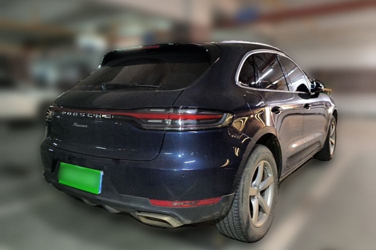 Used Porsche Macan 2018 Macan 2.0T Rear Right 45 Deg