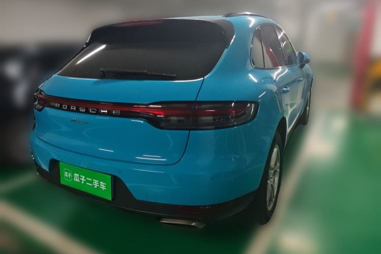 Used Porsche Macan 2018 Macan 2.0T Rear Right 45 Deg