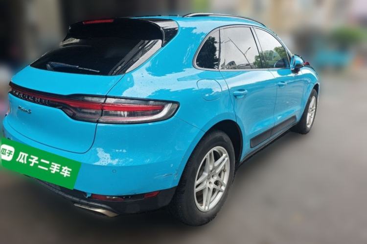 Used Porsche Macan 2018 Macan 2.0T Rear Right 45 Deg