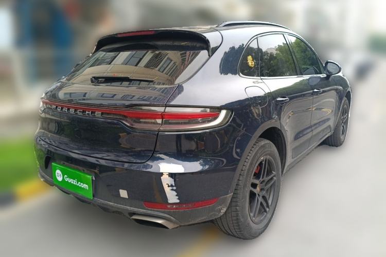 Used Porsche Macan 2018 Macan 2.0T Rear Right 45 Deg