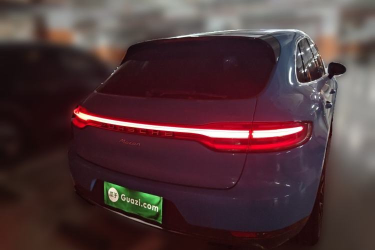 Used Porsche Macan 2018 Macan 2.0T Rear