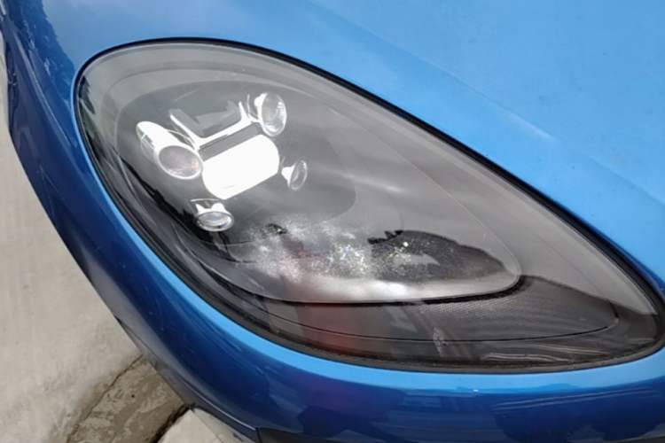 Used Porsche Macan 2018 Macan 2.0T Right Front Headlight