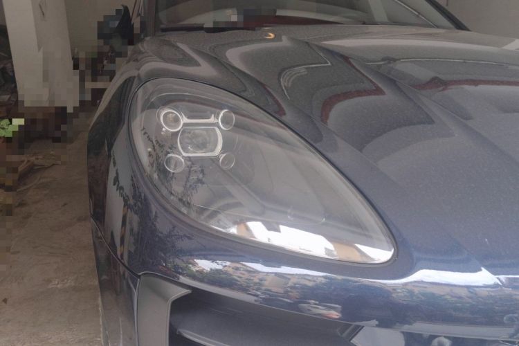 Used Porsche Macan 2018 Macan 2.0T Right Front Headlight