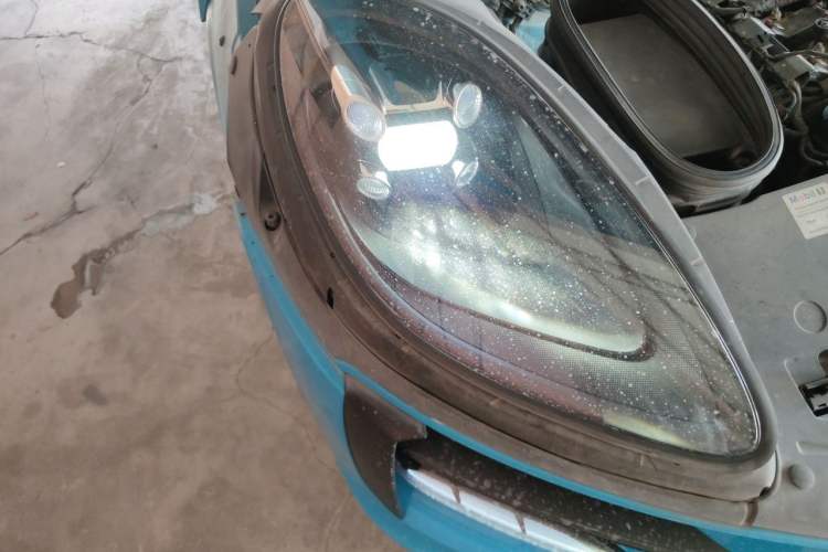 Used Porsche Macan 2018 Macan 2.0T Right Front Headlight